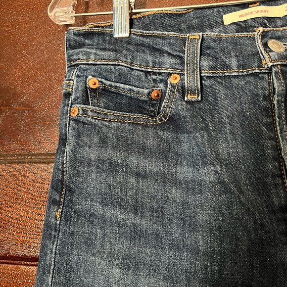 Levi’s Jeans - Picture 3 of 4
